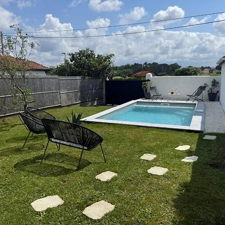 Maison Piscine Jardin Parking * Біарріц