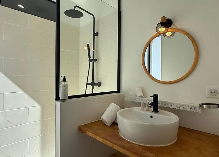 Casa de Férias Maison Piscine Jardin Parking *