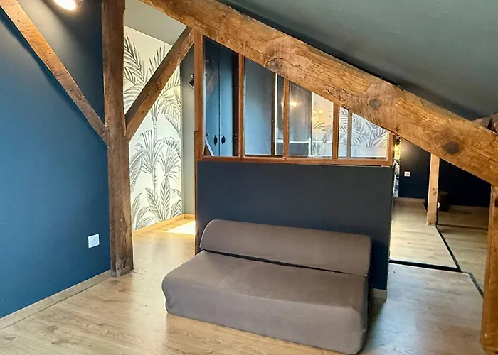 Maison Piscine Jardin Parking Casa de Férias *